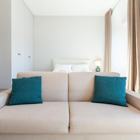 Easyhomes-Duomo Suites & Apartments Милано Екстериор снимка