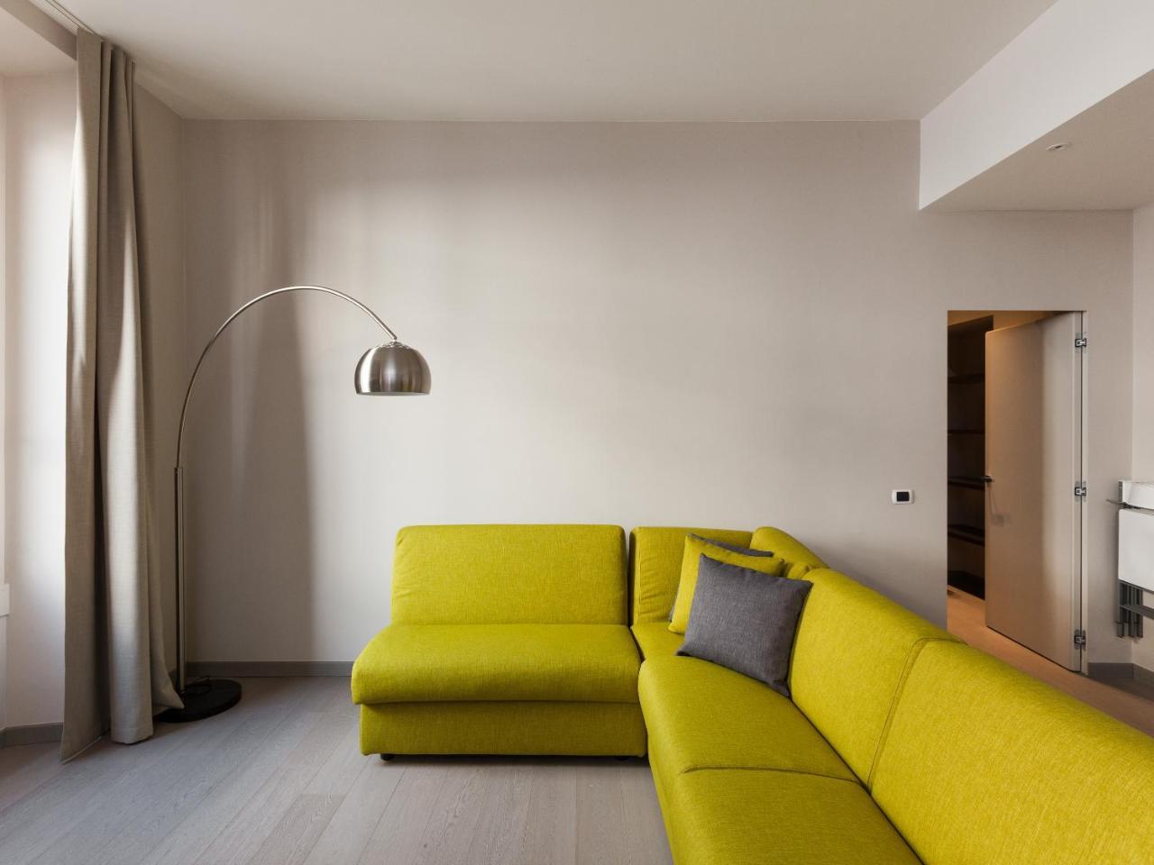 Easyhomes-Duomo Suites & Apartments Милано Екстериор снимка