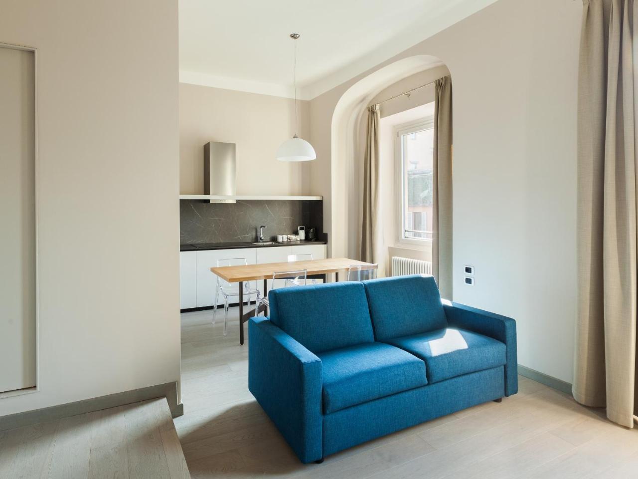 Easyhomes-Duomo Suites & Apartments Милано Екстериор снимка