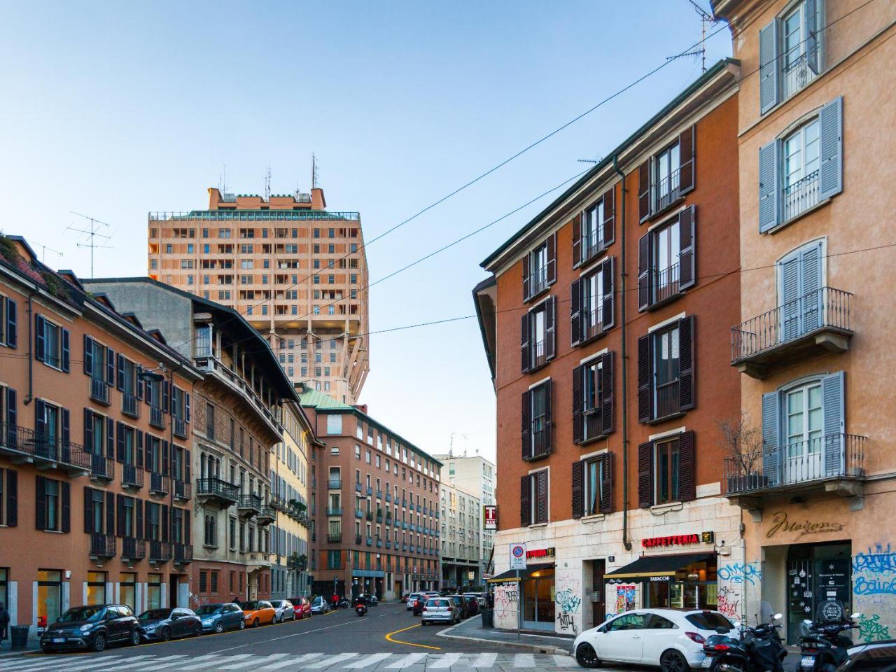 Easyhomes-Duomo Suites & Apartments Милано Екстериор снимка