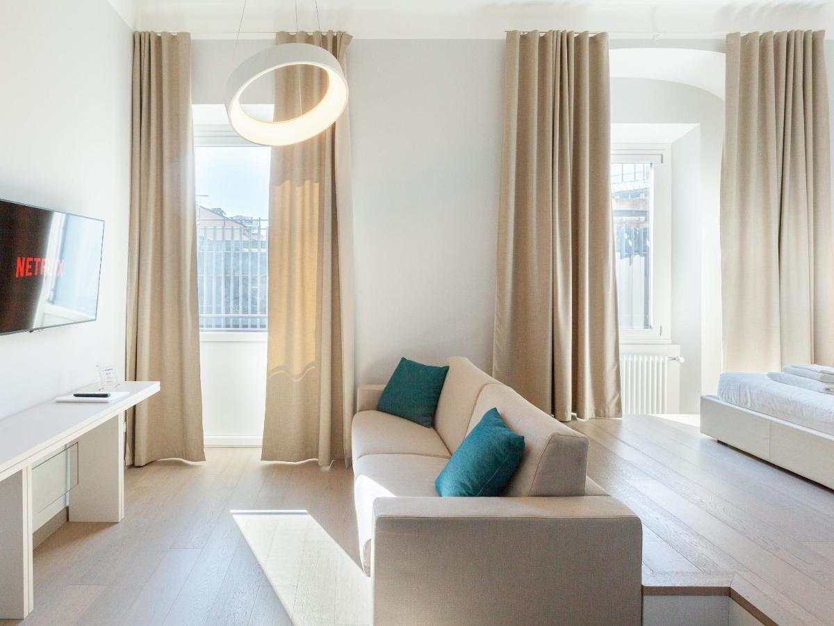 Easyhomes-Duomo Suites & Apartments Милано Екстериор снимка