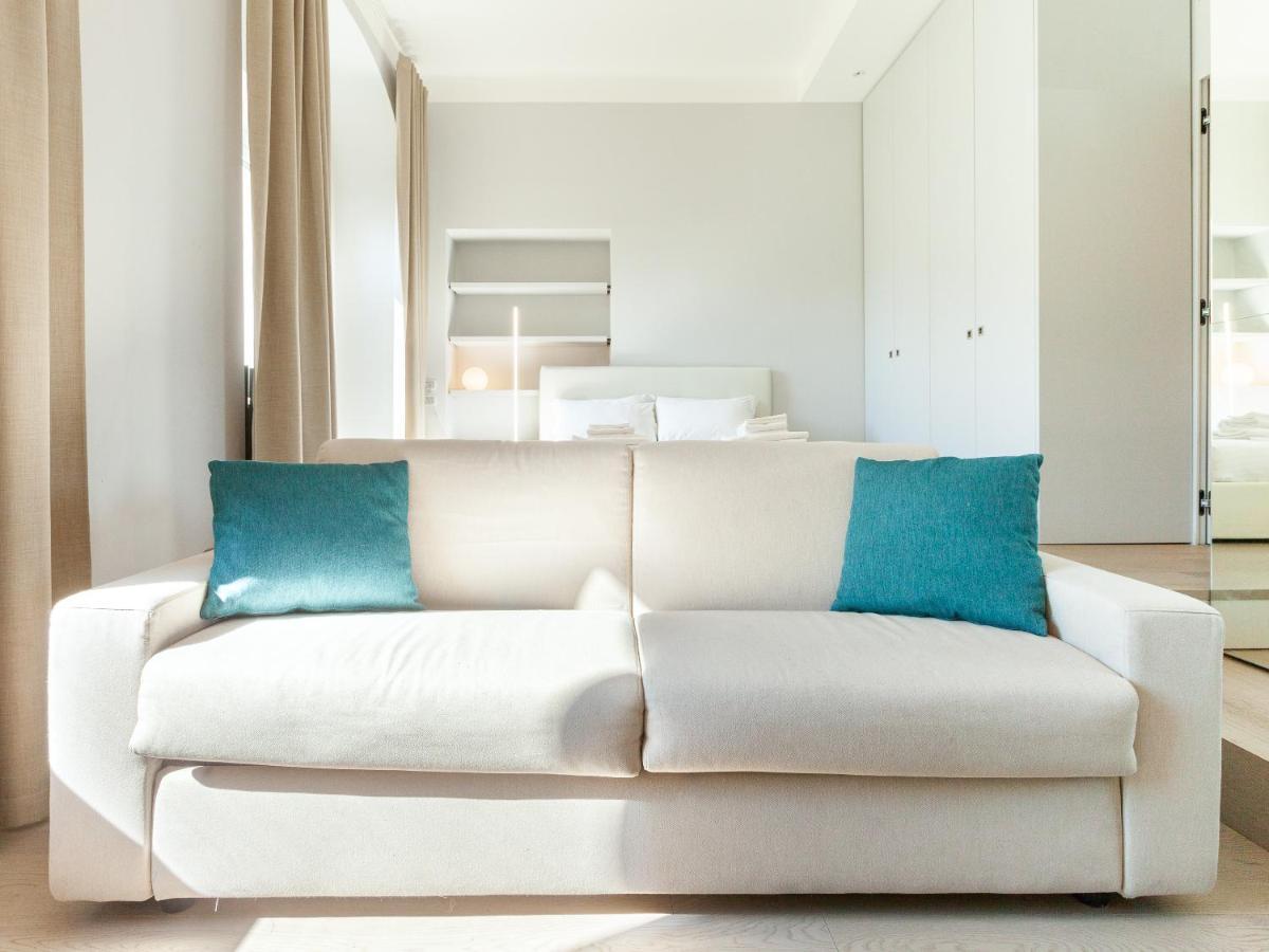 Easyhomes-Duomo Suites & Apartments Милано Екстериор снимка