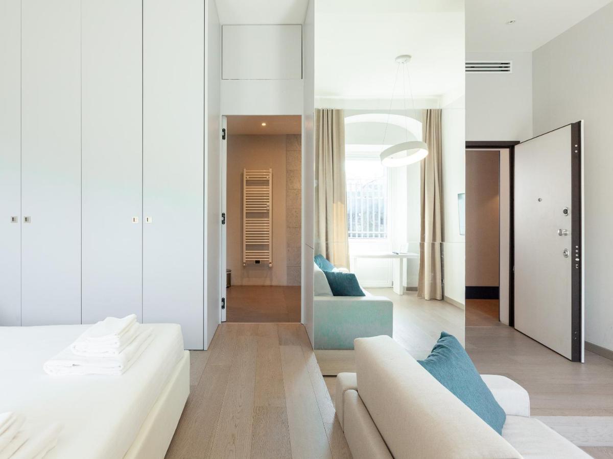 Easyhomes-Duomo Suites & Apartments Милано Екстериор снимка