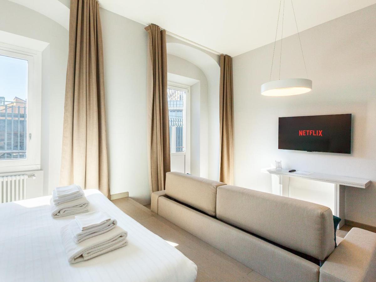 Easyhomes-Duomo Suites & Apartments Милано Екстериор снимка